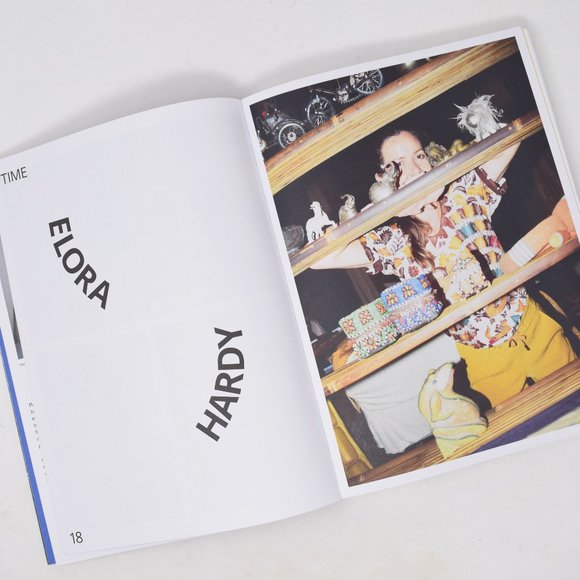 Us Our Planet Phaidon Ikea Book This Is How We Live Paperback Minimal Home Decor - Picture 10 of 16